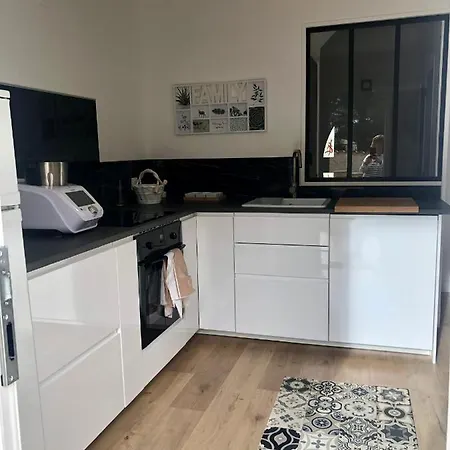 Maison *